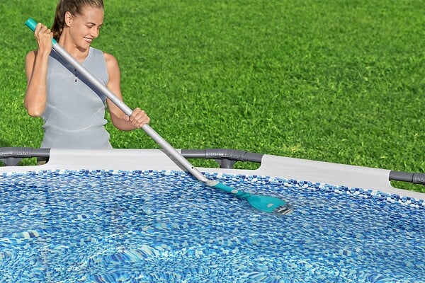 BESTWAY - Aspirateur de piscine sans fil Aquatech - L.150x12.8x7.3cm - large