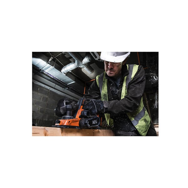AEG - Pack AEG Rabot - BHO18BL-0 - 18V Brushless - 82mm - 1 batterie 2.0Ah - 1 chargeur - SETL1820S - large