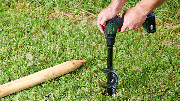 BOSCH - UniversalImpact 18V-60 Brushless 1x2,0Ah + 1x4,0Ah avec AL1820 CV - large