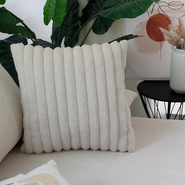 C MA DECO - Coussin aspect fourrure - Vert beige - 40x40cm - large