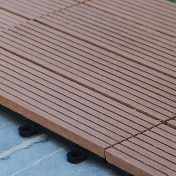 OVIALA - Lot de 8 dalles clipsables en bois synthétique marron clair - Padang - large