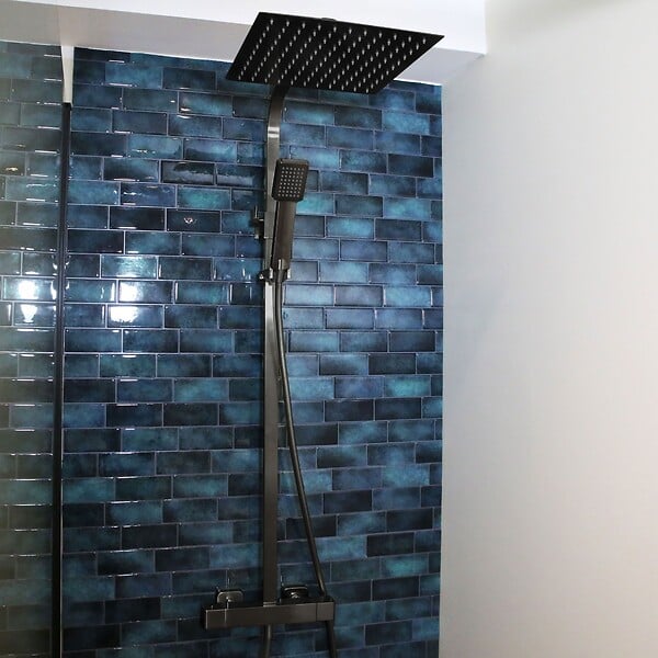 ESSEBAGNO - Quartos colonne de douche thermostatique 300 gris gun métal - large