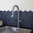 ESSEBAGNO - Portofino mitigeur évier à douchette extractible gris vert - vignette