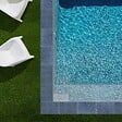 RO'MA NATURE - KIT COMPLET - Margelles pour piscine 4x4m en Pierre Bleue Vietnam (avec colle, joint, hydrofuge ...) - vignette