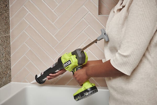 RYOBI - Rrcg18-0 pistolet a cartouche - large