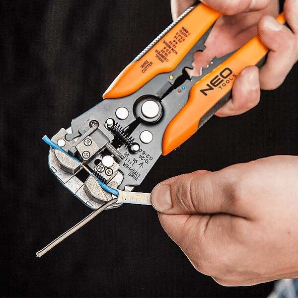 NEO TOOLS - Pince à dénuder automatique NEO TOOLS 01-500 - large