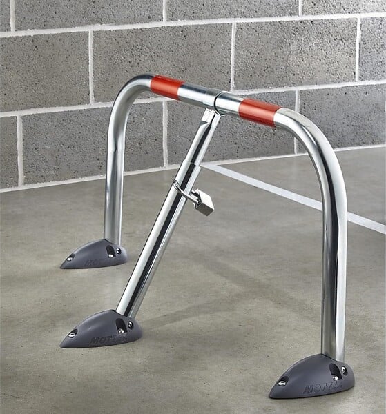 HANGER - Barrière de parking 3 pieds standard - large