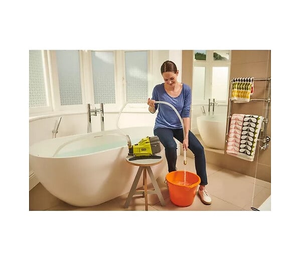 AEG - Pompe à  eau 18 V One+ capacité max. 1500 l/h sans batterie ni chargeur R18TP-0 Ryobi - large