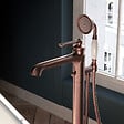 OMNIRES - Mitigeur de baignoire îlot ARMANCE Couleur: cuivre antique - vignette