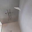 U-TILE - Etagère d'angle en résine finition marbre - 24 x 24 cm x 2,4 cm d'épaisseur - blanc - vignette