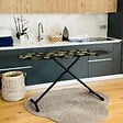 KITCHEN MOVE - Table à repasser avec repose fer UTAH 125x41cm - vignette