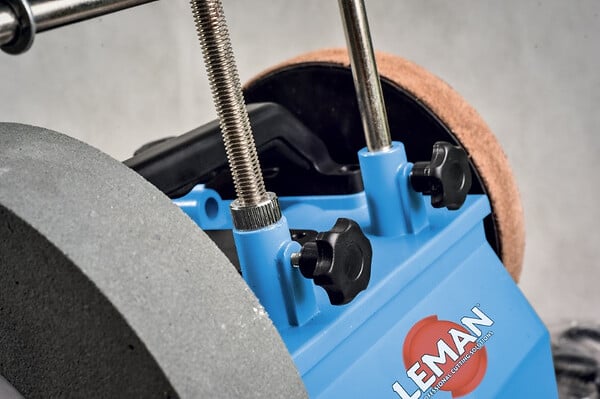LEMAN - Affûteuse à  eau meule à˜250 mm + kit d'accessoires AFF251 Leman - large