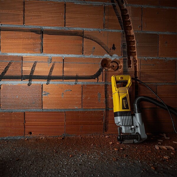 VITO - Rainureuse à béton murale 2400W 3 Disques Ø150 mm Profondeur max 28mm Malette VITO - large