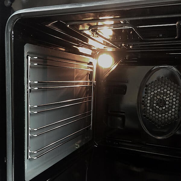 BEKO - Cuisinière Vitrocéramique 60l 4 Feux Blanc - FSE57302GWC - large