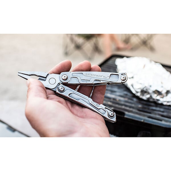 CENTRALE BRICO - Pince et ciseaux multifonction LEATHERMAN REV, 6.6 cm - large
