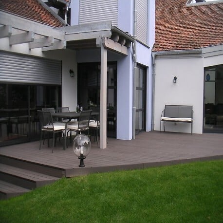 MCCOVER - Lame terrasse bois composite alvéolaire Qualita - Chocolat, L : 360 cm, l : 14 cm, E : 25mm - large