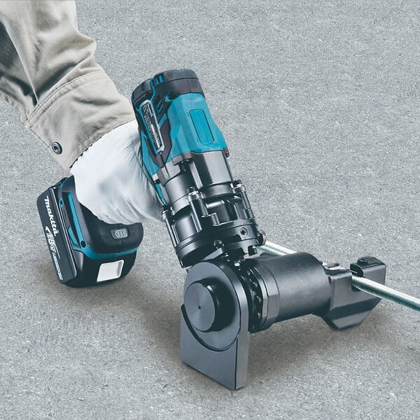 MAKITA - Coupe tige filetée 18 V Li-Ion MAKITA DSC121ZK + Mak-Pac (vendu sans batterie) - large