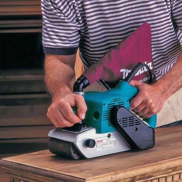 MAKITA - Ponceuse à bande MAKITA 9403J 1200W (100 x 610 mm) - large