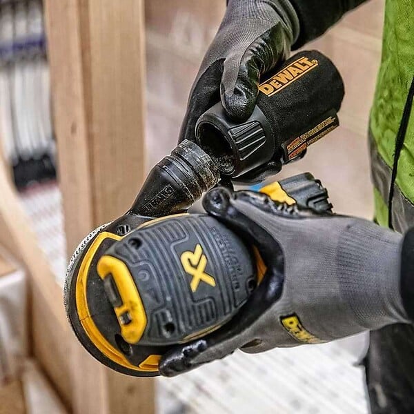 DEWALT - Ponceuse excentrique Ø125mm 18V DEWALT DCW210N-XJ (vendu sans batterie) - large