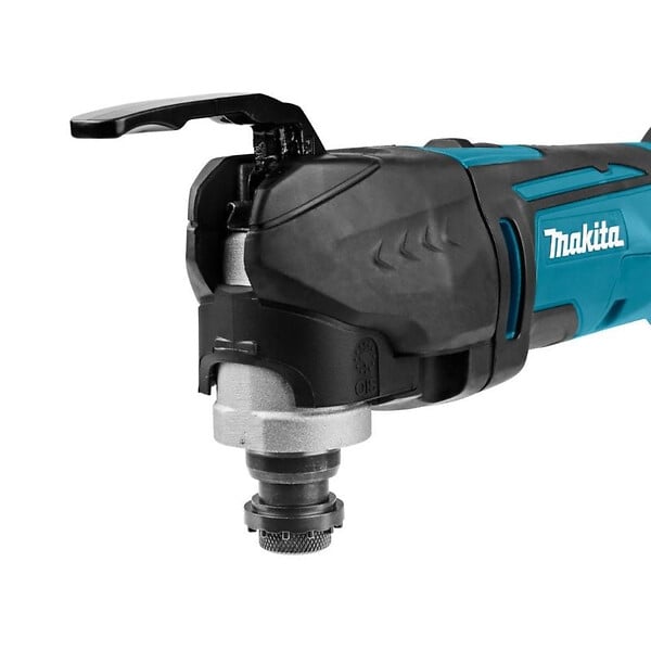 MAKITA - Découpeur/ponceur multifonctions MAKITA DTM51ZJX3 18 V Li-ion (machine seule) dans MAKPAC + kit d'accessoires - large