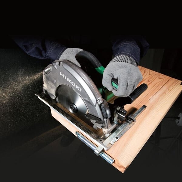 HITACHI - Scie circulaire HIKOKI C9U3WBZ - 2000 W - Ø 235 mm - large