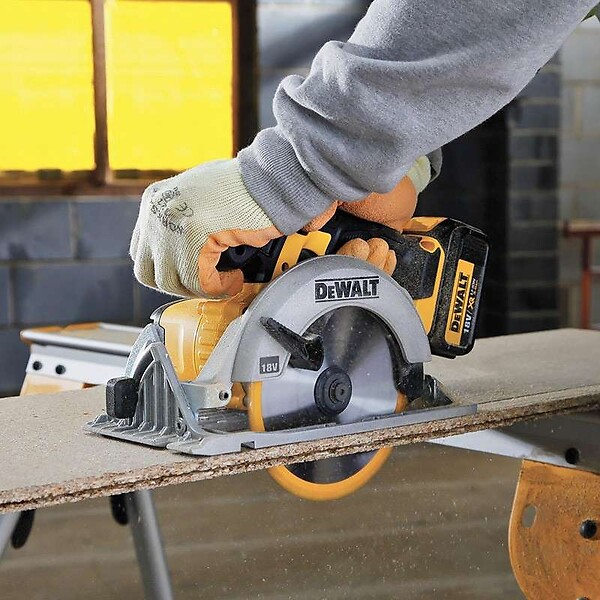 DEWALT - Scie circulaire Ø165mm 18V DEWALT DCS391N-XJ (vendu sans batterie) - large