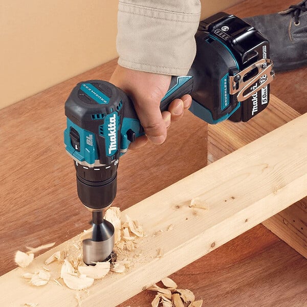 MAKITA - Perceuse visseuse MAKITA DDF487Z 18V (vendu sans batterie) - large