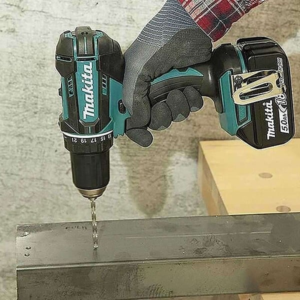 MAKITA - Perceuse Visseuse MAKITA DDF482ZJ 18 V Li-ion à˜ 13 mm avec Makpac - large