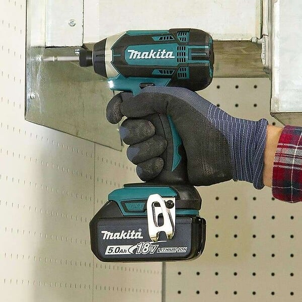 MAKITA - Visseuse à chocs MAKITA DTD152Z - 18V (vendu sans batterie) - large