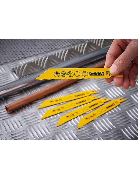 DEWALT - Lot de 5 lames de scie sabre BIM pour la coupe du bois avec métal DEWALT Métaux, fibre de verrre, cornieres - large