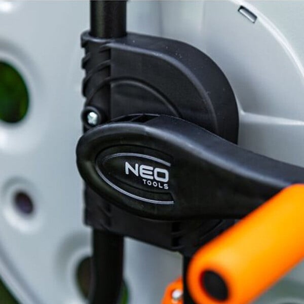 NEO TOOLS - Support pour tuyau d'arrosage NEO TOOLS 15-790 structure métallique, jusqu'à 100 m de tuyau 1/2" - large