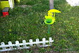 CENTRALE BRICO - Support Pluviomètre à piquer grenouille vert anis - H. 1,16 m - Acier époxy - vignette