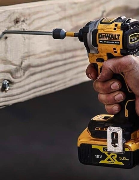 DEWALT - Visseuse à choc compact 205Nm 18V DEWALT DCF850N-XJ Brushless - large