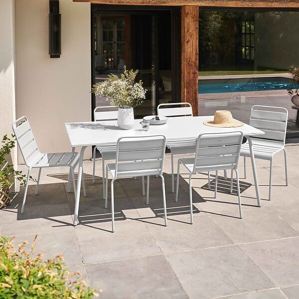OVIALA - Ensemble table de jardin et 6 chaises en métal blanc - Palavas - large