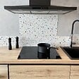 99DECO - Crédence cuisine en aluminium effet terrazzo blanc - 200x20 cm (en 2 bandeaux) - vignette