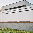 MON MARCHE DECO - Kit Clôture SLIM PVC Blanc H. 90 cm x L. 11.10 m - 2 Lisses + 3 Soubassements - vignette