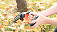 YARDFORCE - Mini-tronçonneuse à main sans fil - 20V - 10cm de coupe - vignette