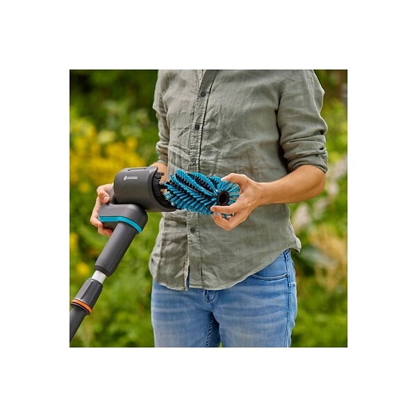 GARDENA - Nettoyeur de terrasse AquaBrush 18V / P4A - Patio - Kit prêt-à-l'usage - large