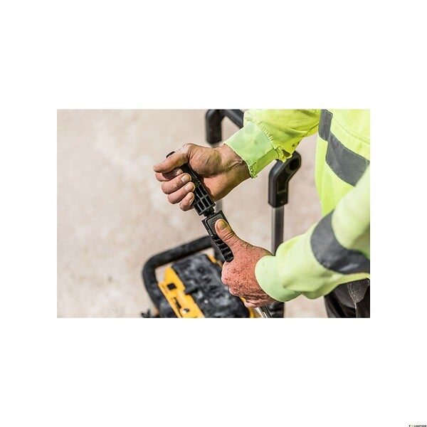 DEWALT - Nettoyeur haute pression sans fil DEWALT DCMPW1600N- XJXR - 18V - large