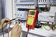 WIHA - Multimètre numérique WIHA jusqu'à 600V AC Cat. IV + 2 piles AAA incluses - 45218 - vignette