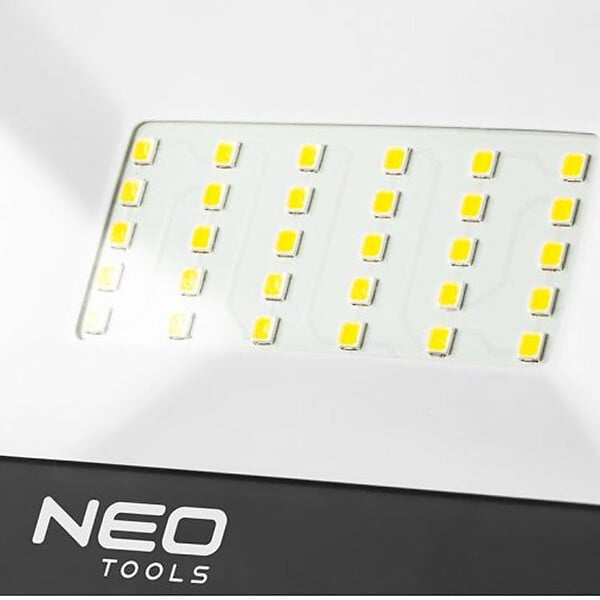 NEO TOOLS - Réflecteur simple NEOTOOLS 99-060 - 50W SMD LED sur pied 1.8m - 4250 lumens - large