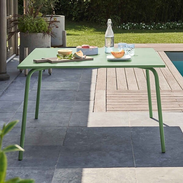 OVIALA - Table de jardin carrée en acier 8 places 120 cm vert sauge - Palavas - large