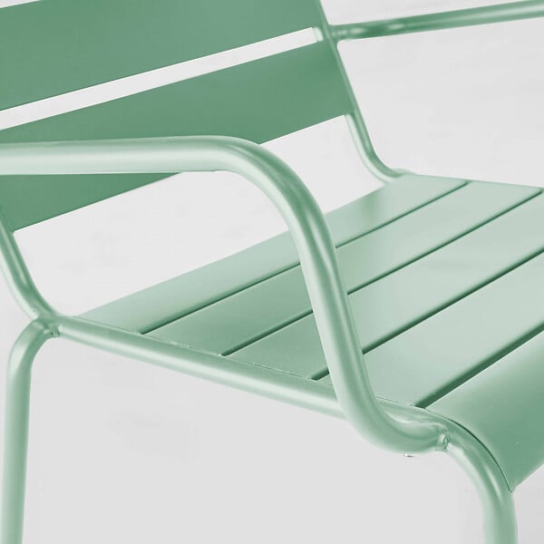 OVIALA - Fauteuil de jardin bas relax acier vert sauge - Palavas - large