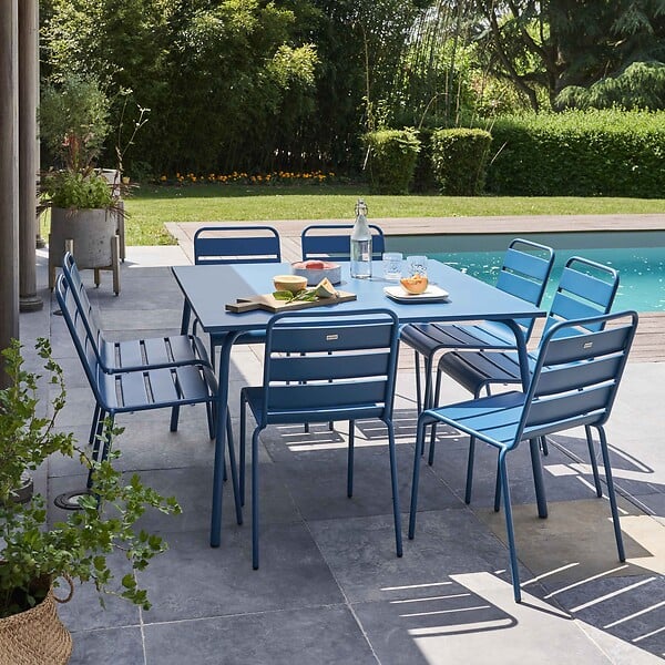 OVIALA - Ensemble table de jardin et 8 chaises en métal bleu pacific - Palavas - large