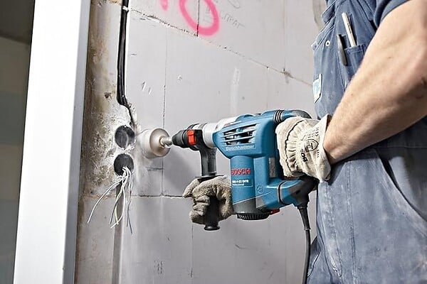 BOSCH - Perforateur BOSCH GBH 4-32 DFR Professional SDS Plus 900W + L-Boxx - large