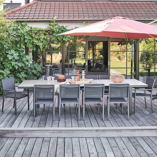 OVIALA - Ensemble table de jardin avec 8 chaises et 2 fauteuils béton - Melbourne - large