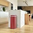 KITCHEN MOVE - Poubelle automatique inox SOHO rouge 42L - vignette