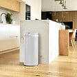 KITCHEN MOVE - Poubelle automatique inox SOHO blanc 42L - vignette