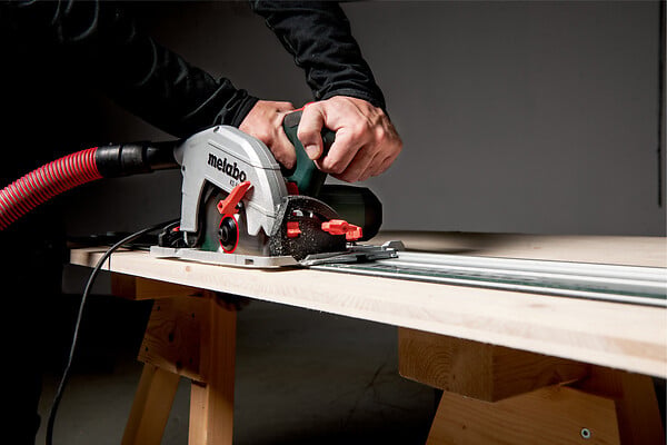 METABO - Scie circulaire portative KS 66 FS - 1500 W - Lame 190mm - large