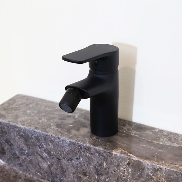 ESSEBAGNO - Full mitigeur bidet noir - large